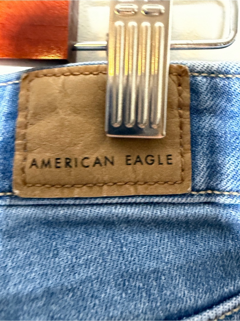 American Eagle Super High-Rise Baggy Wide Leg Jeans Size 10 / 30 Medium Wash - Picture 6 of 11